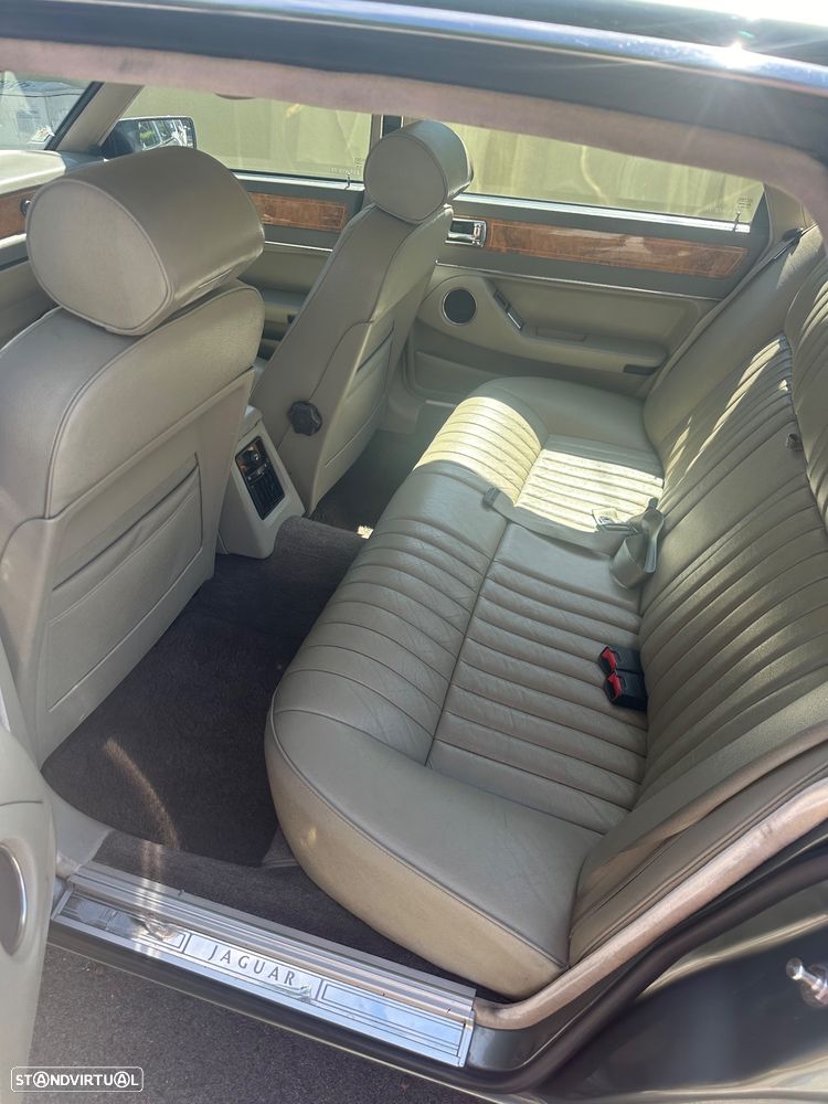 Jaguar Sovereign 4.0 - 28