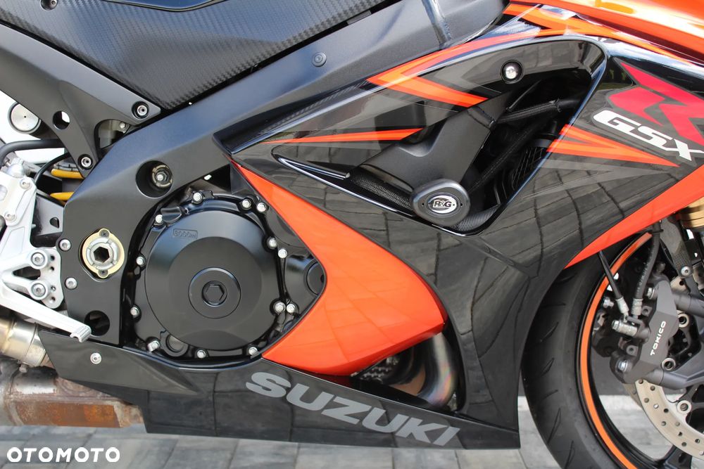 Suzuki GSX-R - 19