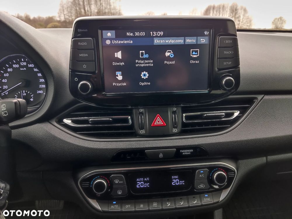 Hyundai i30 1.5 T-GDI 48V Comfort DCT - 22