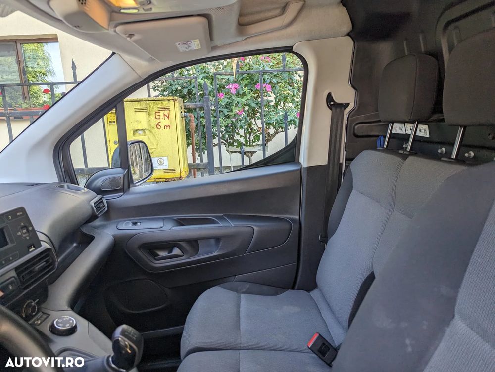 Citroën Berlingo 1.5 BlueHDi 100 S&S BVM6 Feel - 12