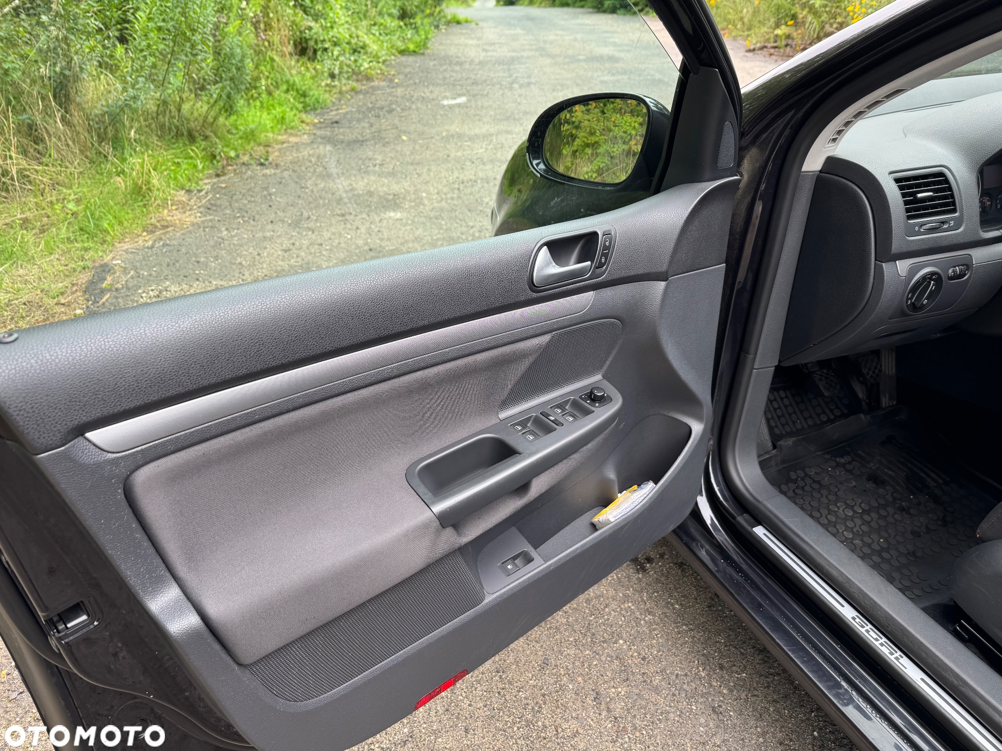 Volkswagen Golf 1.6 Goal - 8