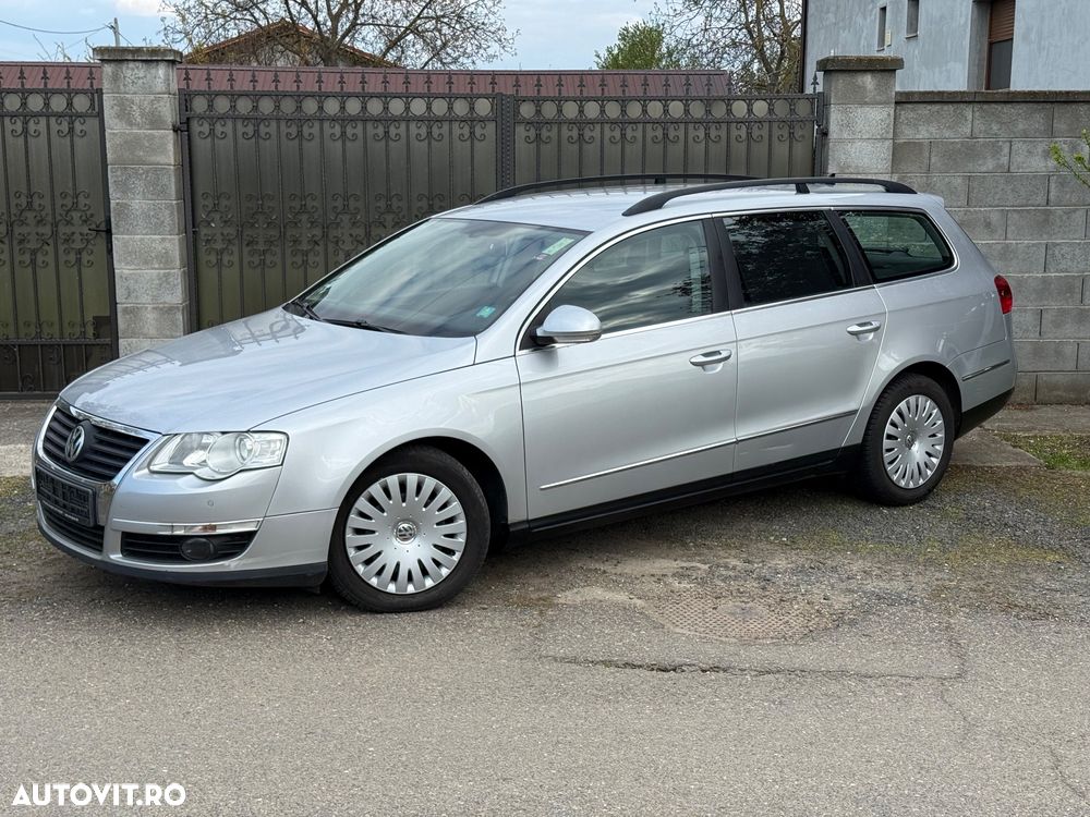 Volkswagen Passat 2.0 TDI DPF Comfortline Blue Motion Technology - 1