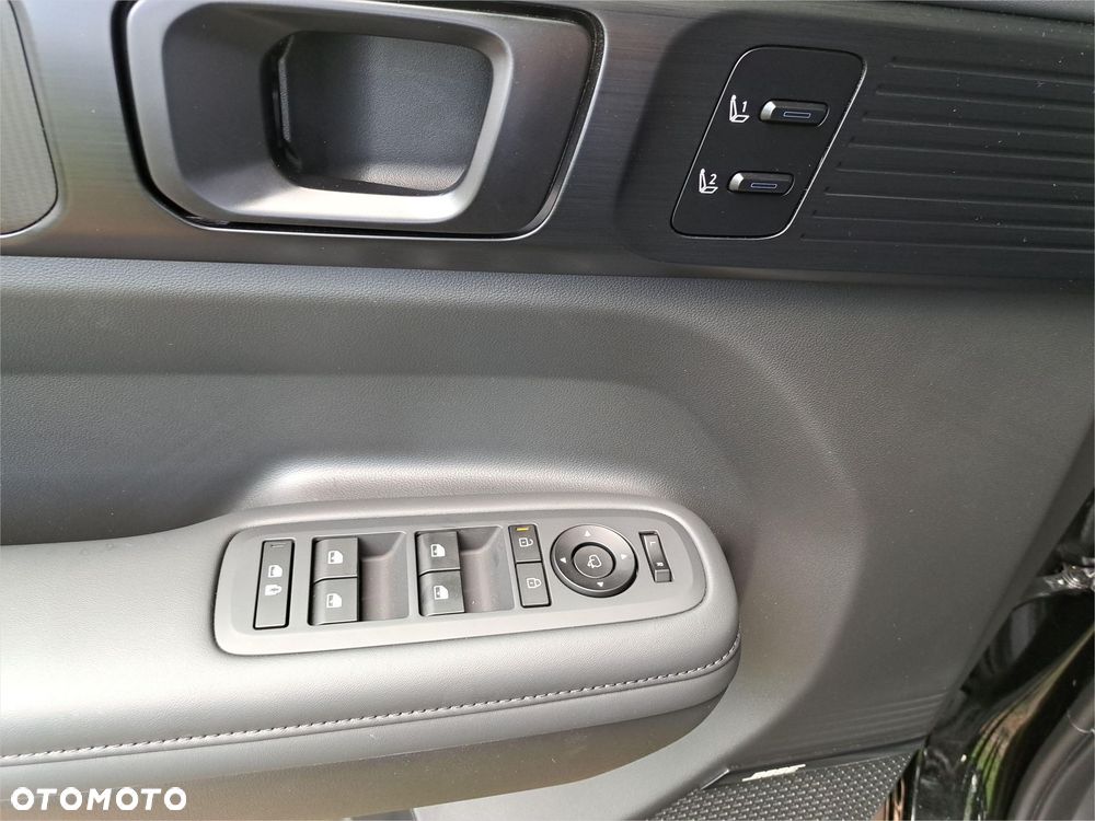 Hyundai Santa Fe - 12