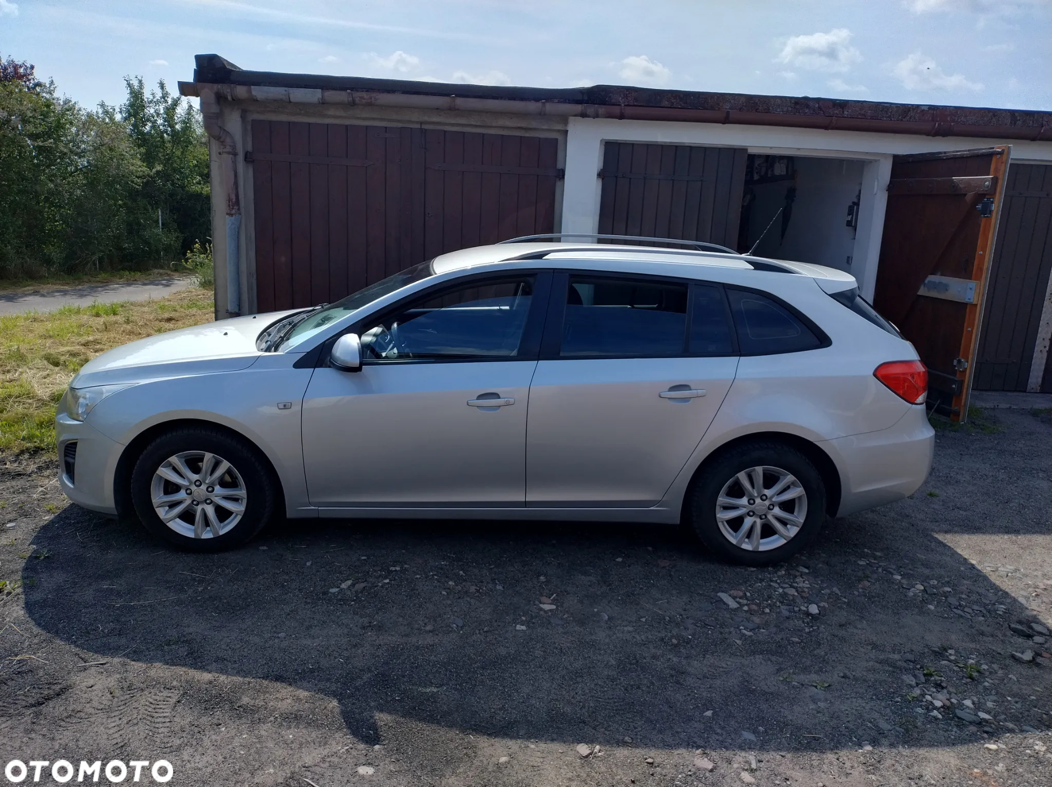 Chevrolet Cruze Station Wagon 1.6 LS - 14