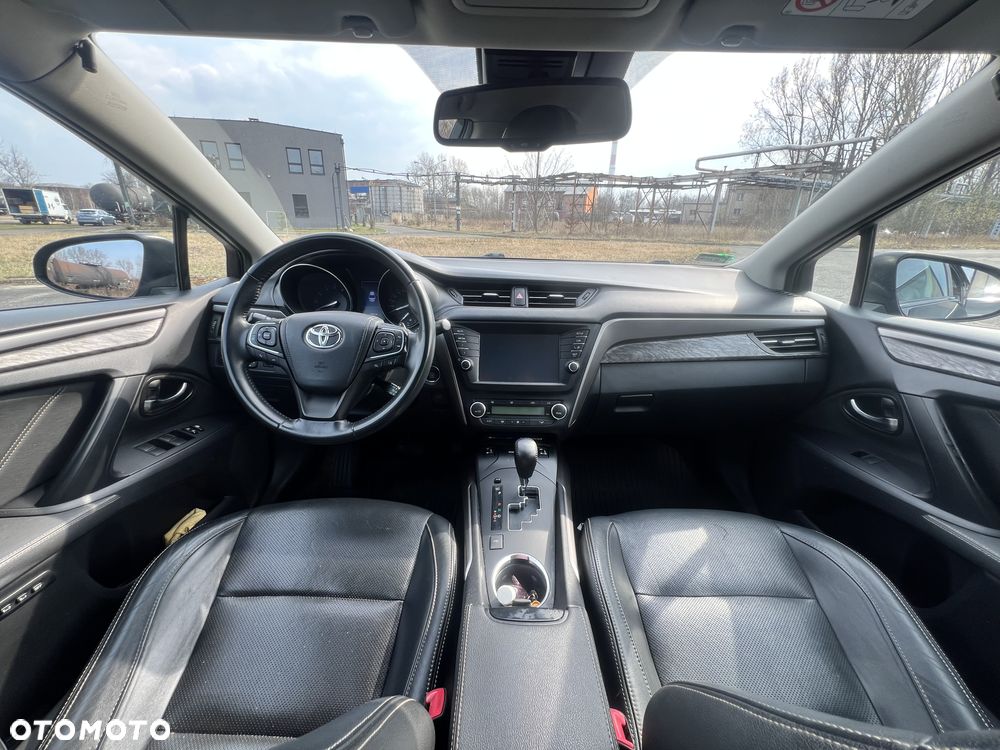 Toyota Avensis 2.0 Prestige MS - 8