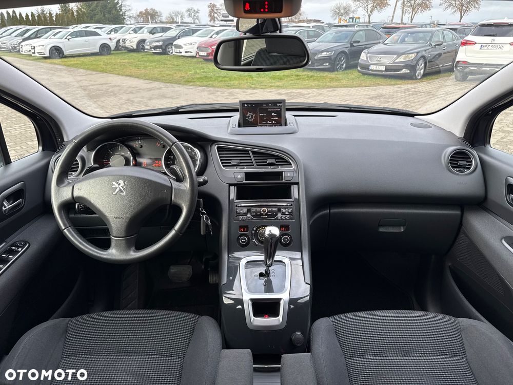 Peugeot 5008 - 19