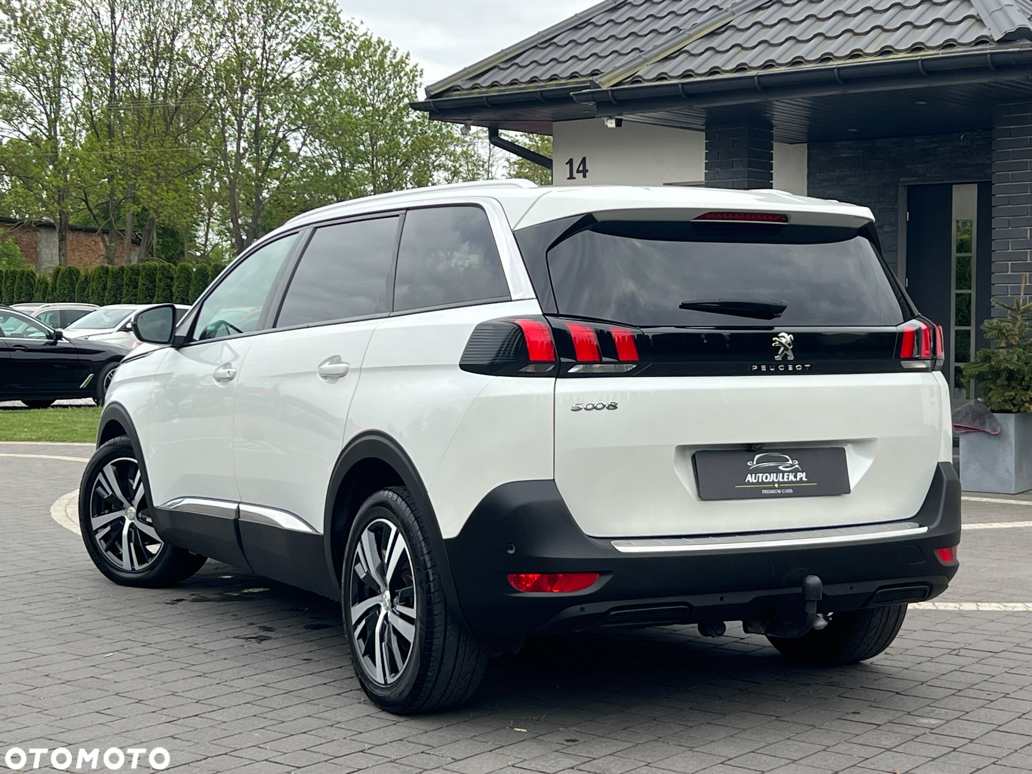 Peugeot 5008 1.5 BlueHDi Allure S&S EAT8 - 14