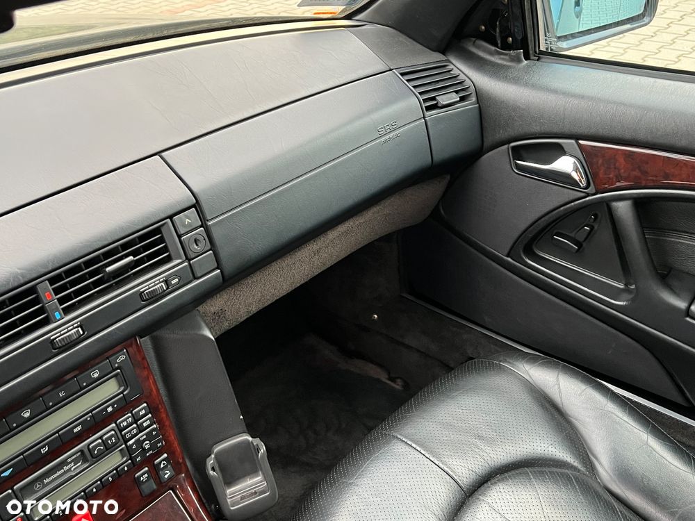 Mercedes-Benz SL 280 - 19