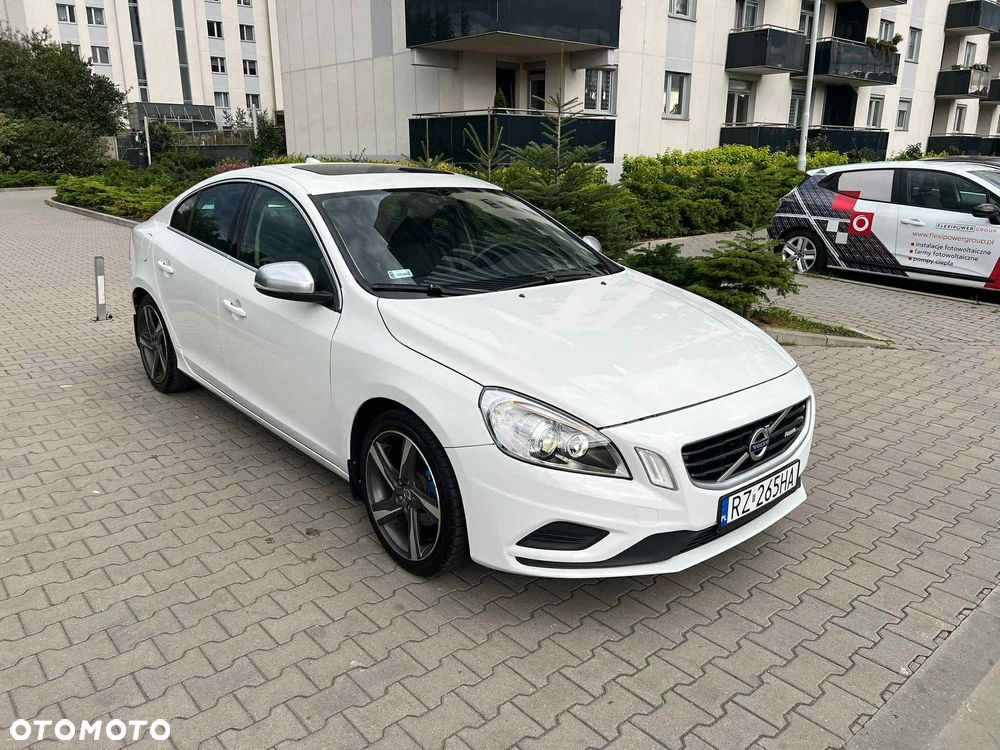 Volvo S60 - 1