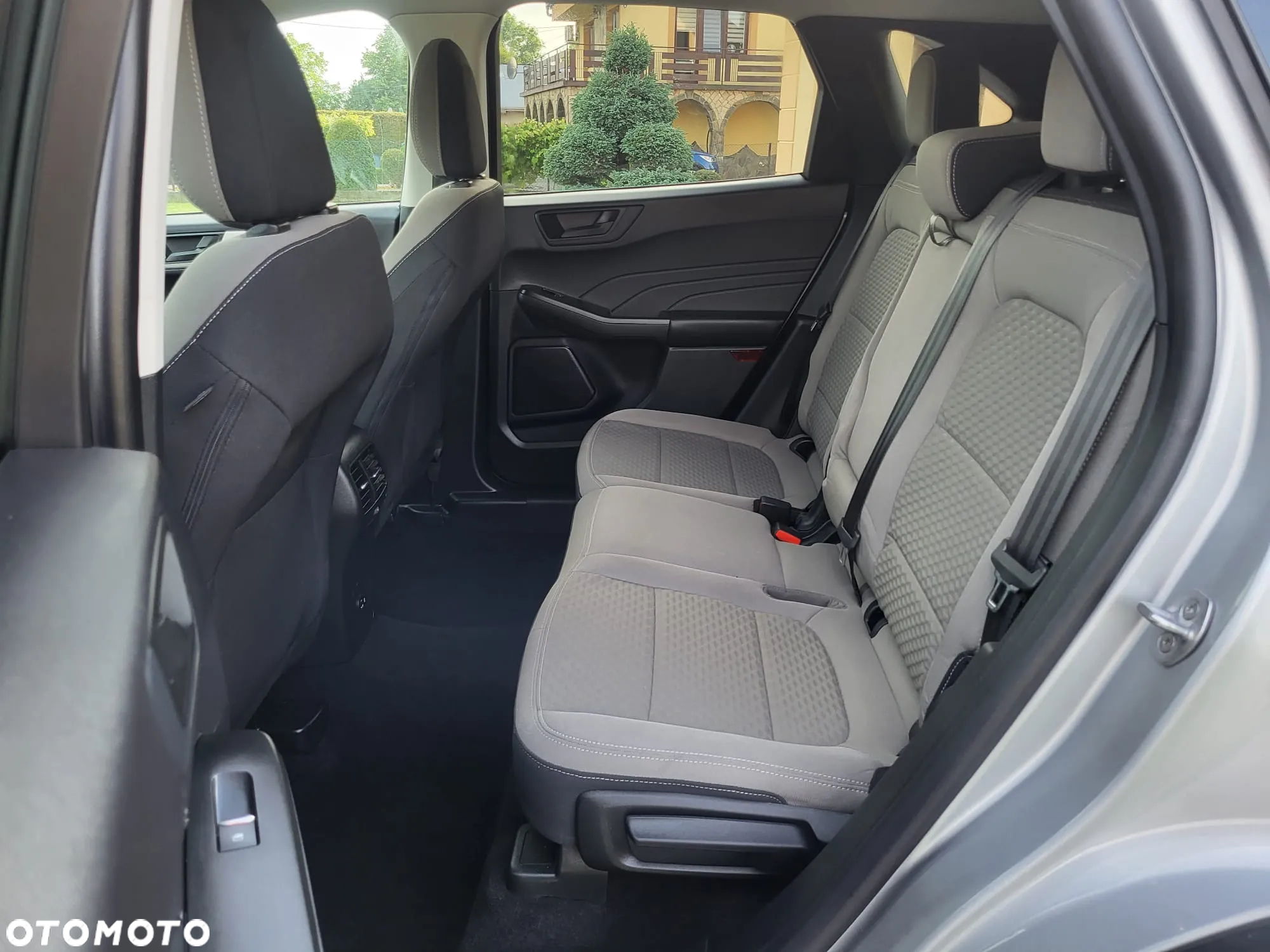 Ford Kuga - 23