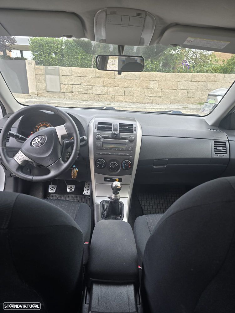 Toyota Corolla 1.4 VVT-i - 2