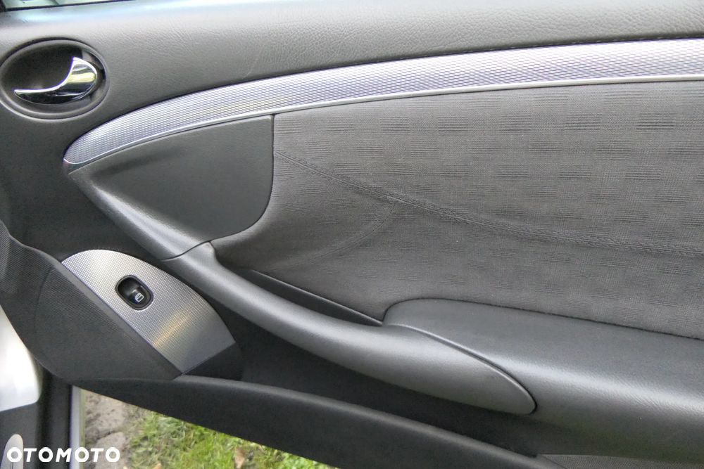 Mercedes-Benz CLK 200 Kompressor Automatik Avantgarde - 26