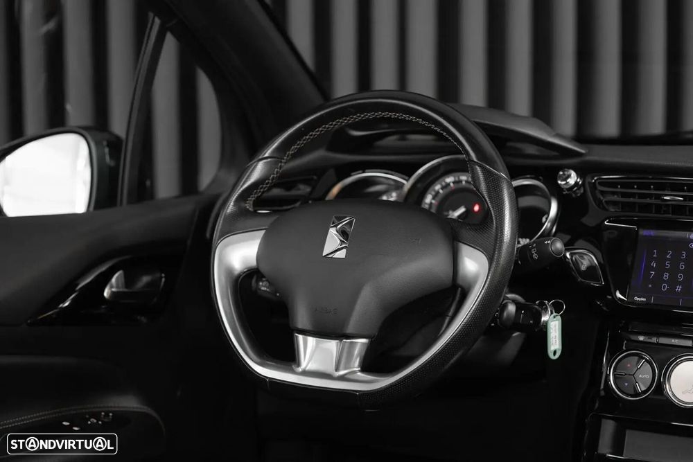 DS DS3 1.2 PureTech Sport Chic - 16