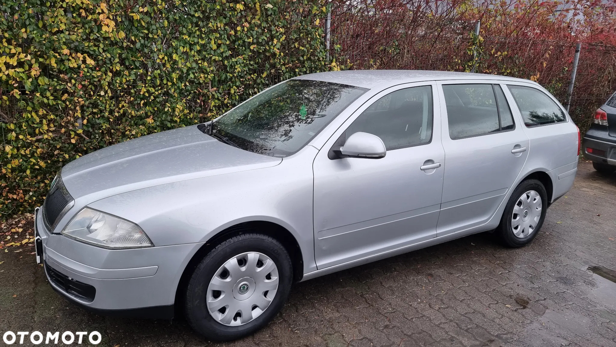 Skoda Octavia 1.6 Ambition - 4