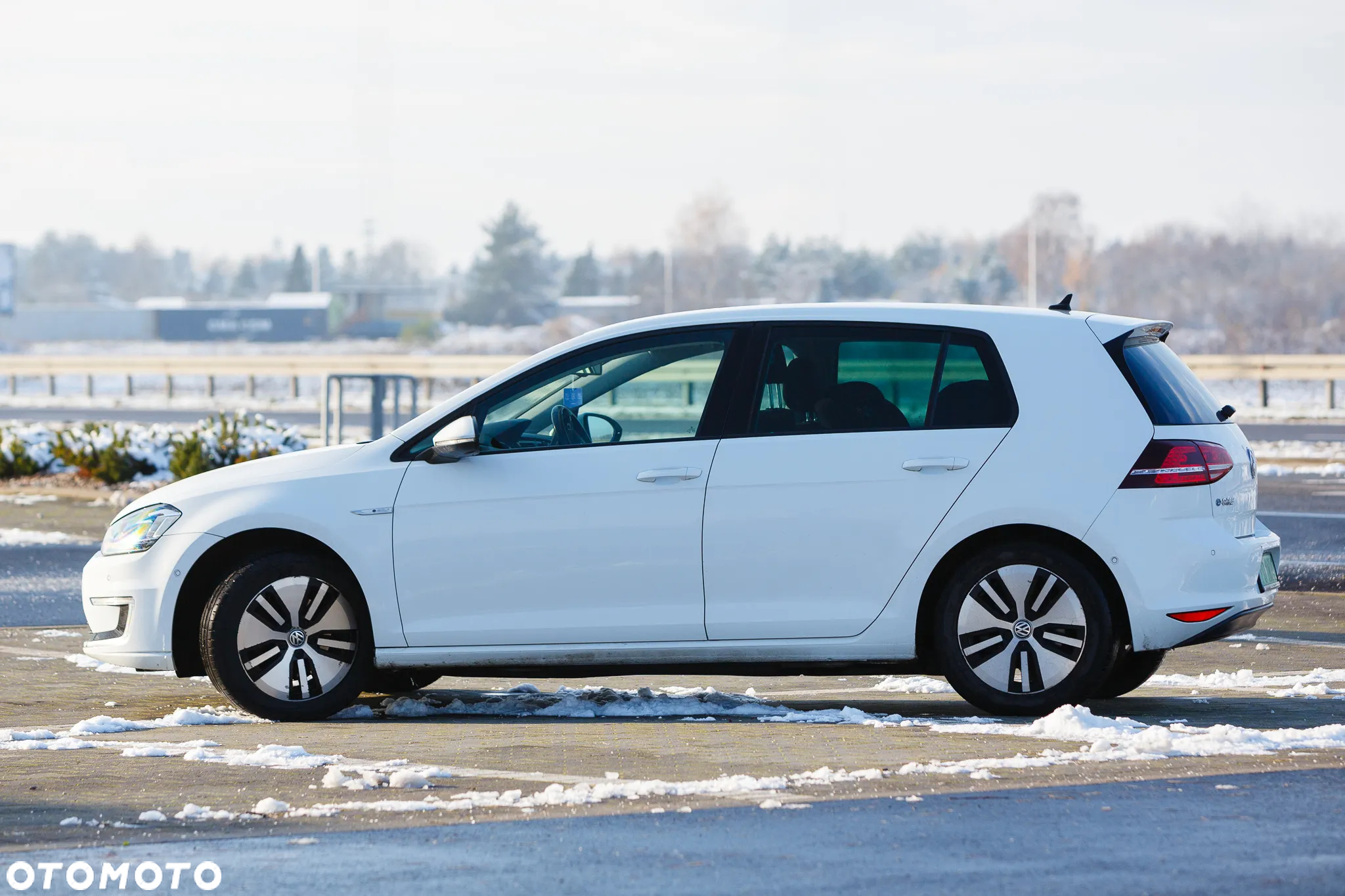 Volkswagen Golf e-Golf - 4