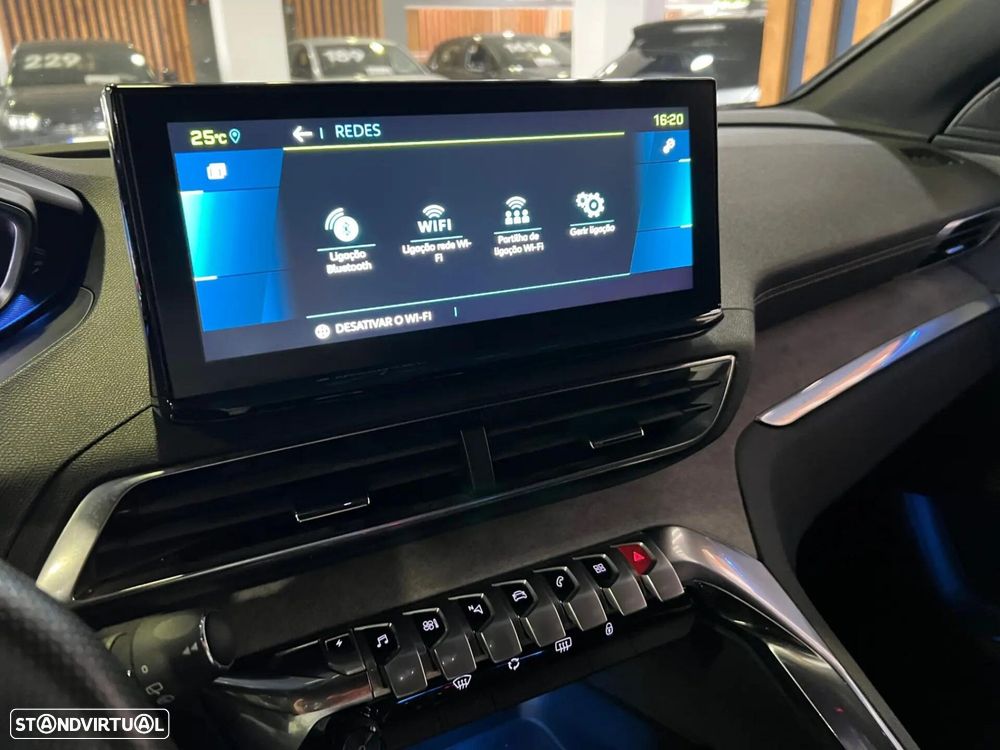 Peugeot 3008 1.6 Hybrid GT Pack e-EAT8 - 27