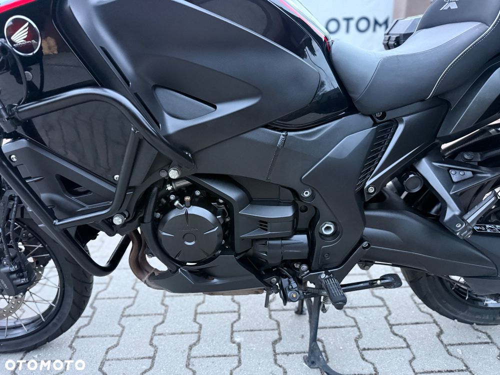 Honda VFR - 23