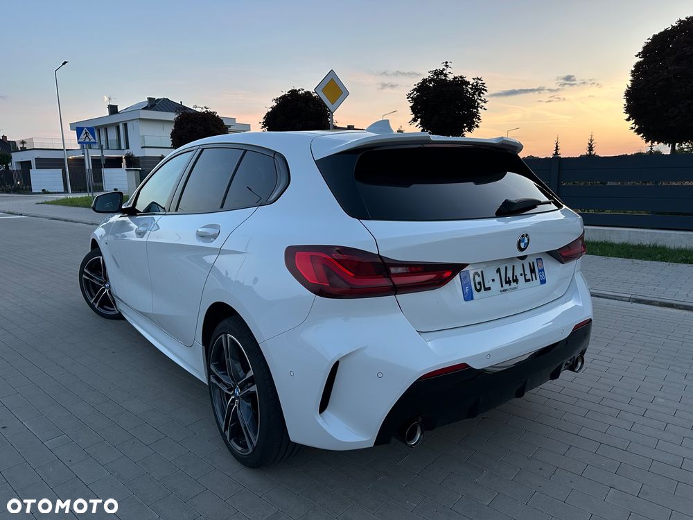 BMW Seria 1 2022 photo 4