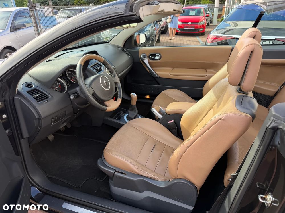 Renault Megane 1.6 Privilege - 10