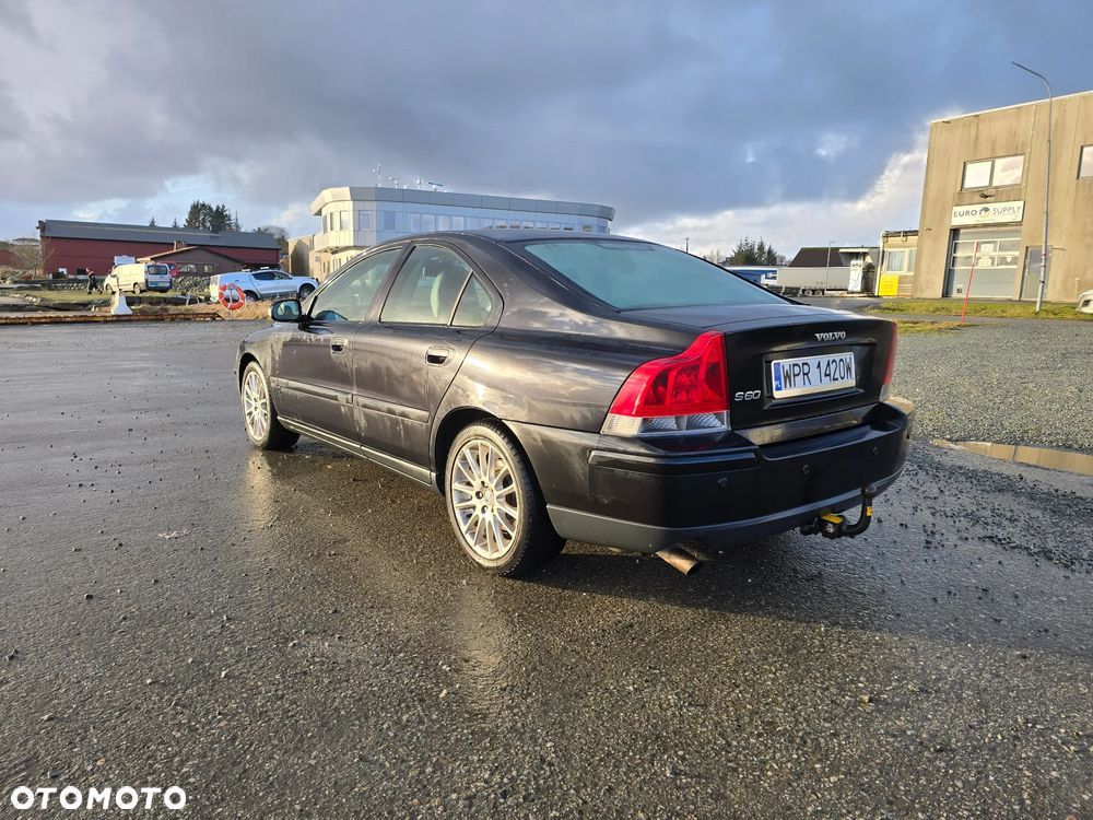 Volvo S60 D5 Summum - 6