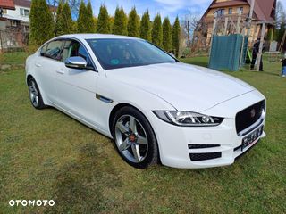 Jaguar XE 2.0 D Prestige