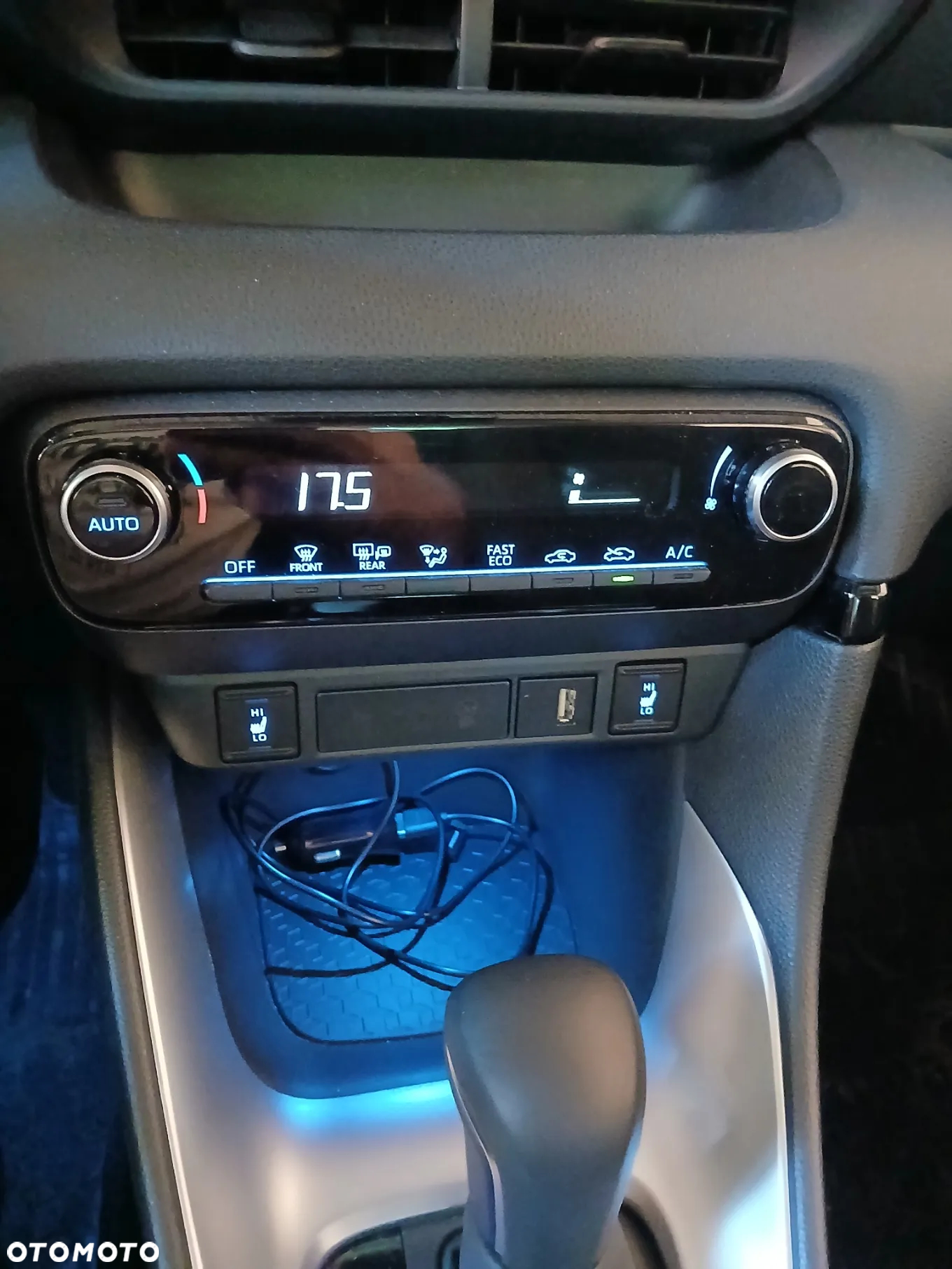Toyota Yaris Hybrid 1.5 Comfort - 6