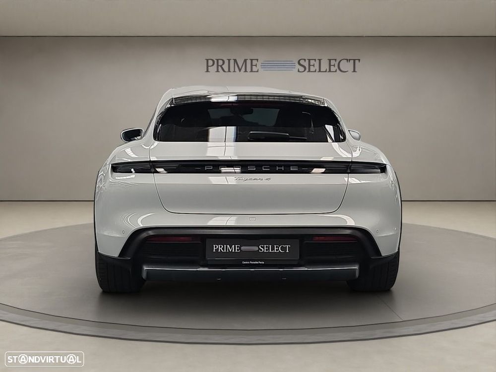 Porsche Taycan Cross Turismo - 4
