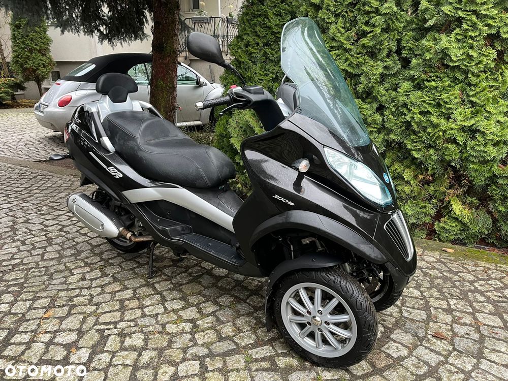 Piaggio MP-3
