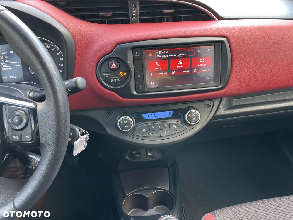 Toyota Yaris 1.5 Selection - 28