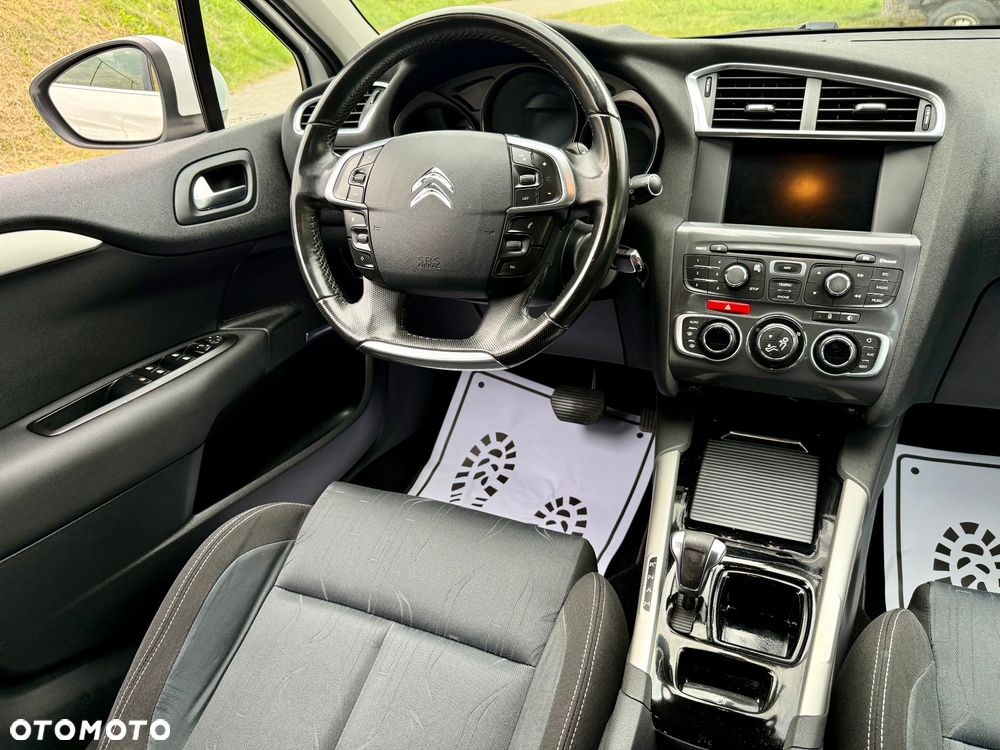 Citroën C4 e-HDi 110 EGS6 Stop/Start System Exclusive - 12