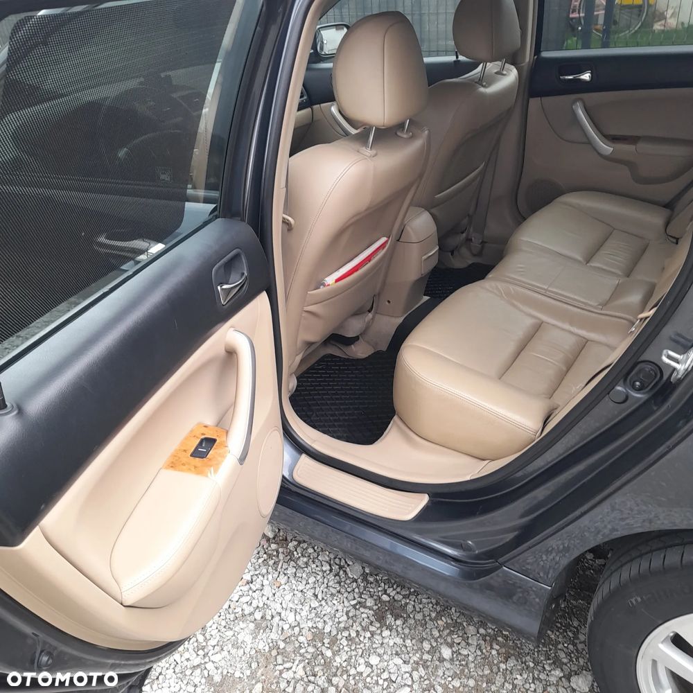 Honda Accord 2.0 Comfort - 20