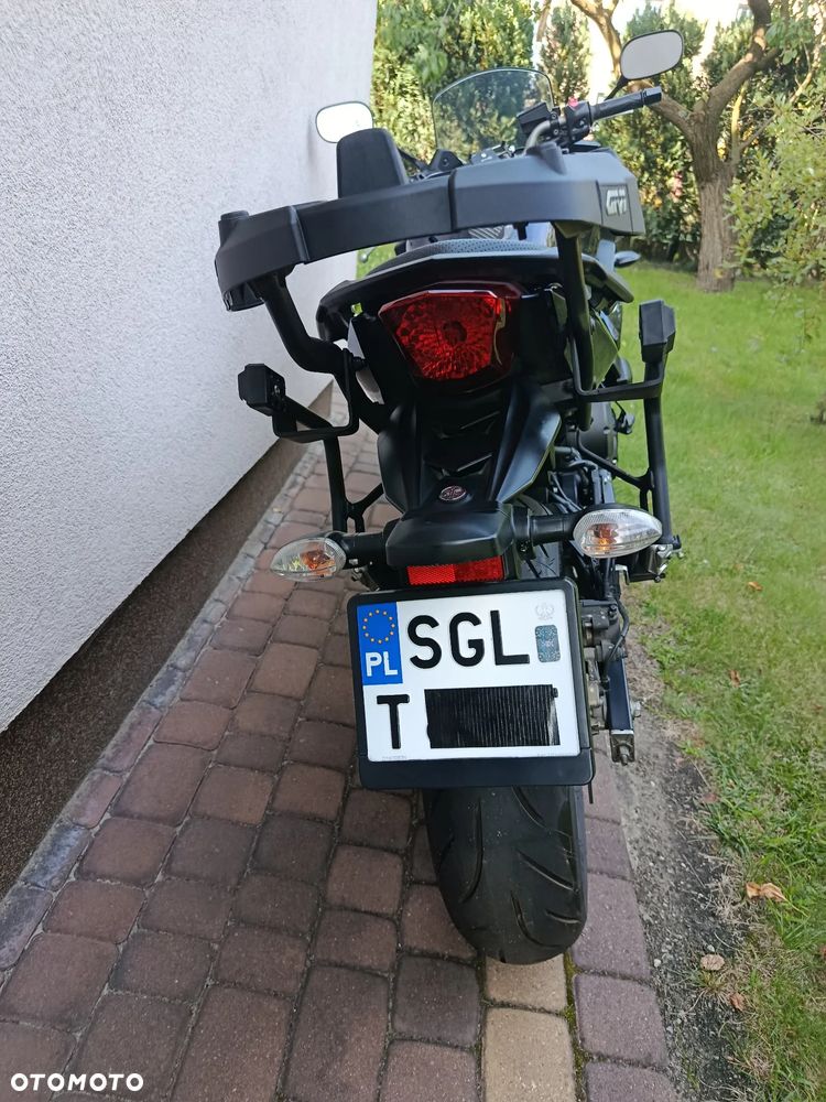 Yamaha XJ - 8
