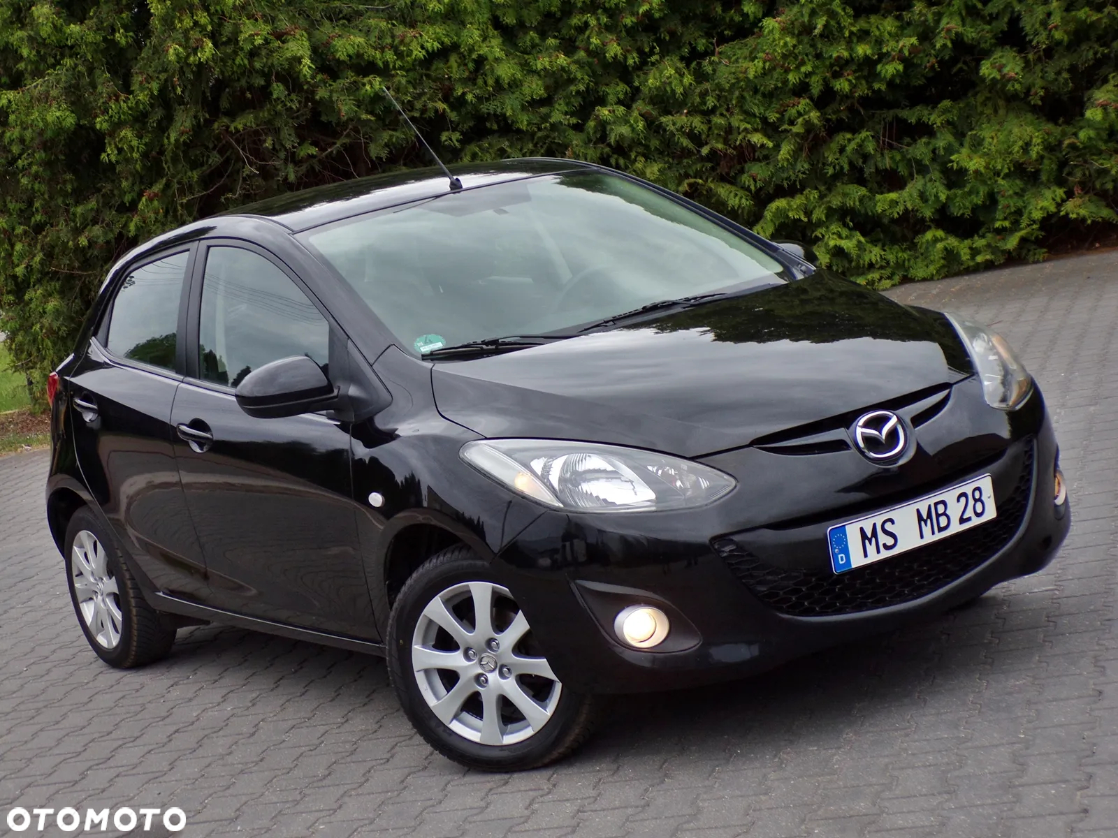 Mazda 2 1.3 Exclusive - 12