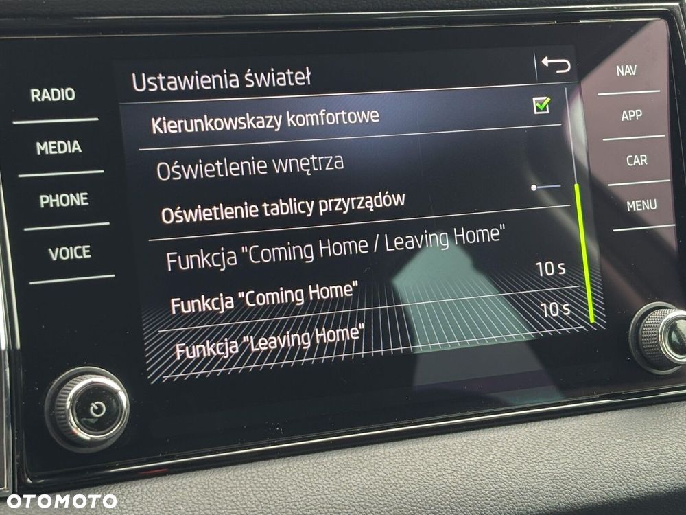 Skoda Karoq 2.0 TDI SCR 4x2 Ambition DSG - 29