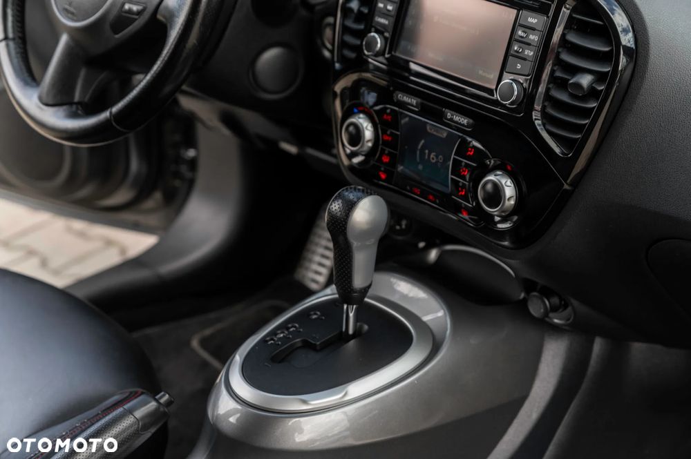 Nissan Juke 1.6 DIG-T ALL-MODE 4x4i Xtronic Acenta - 25