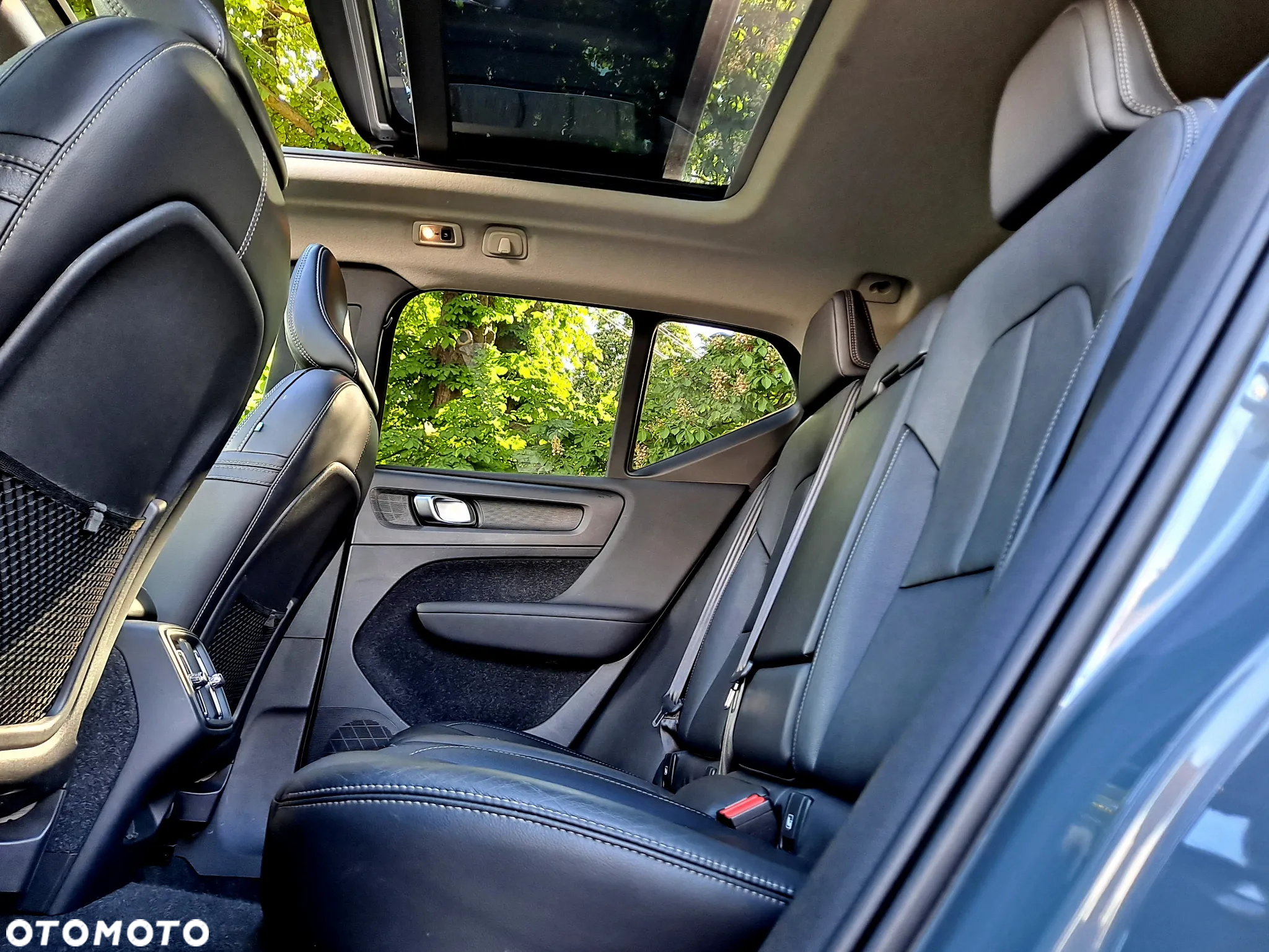 Volvo XC 40 D4 SCR AWD Inscription - 34