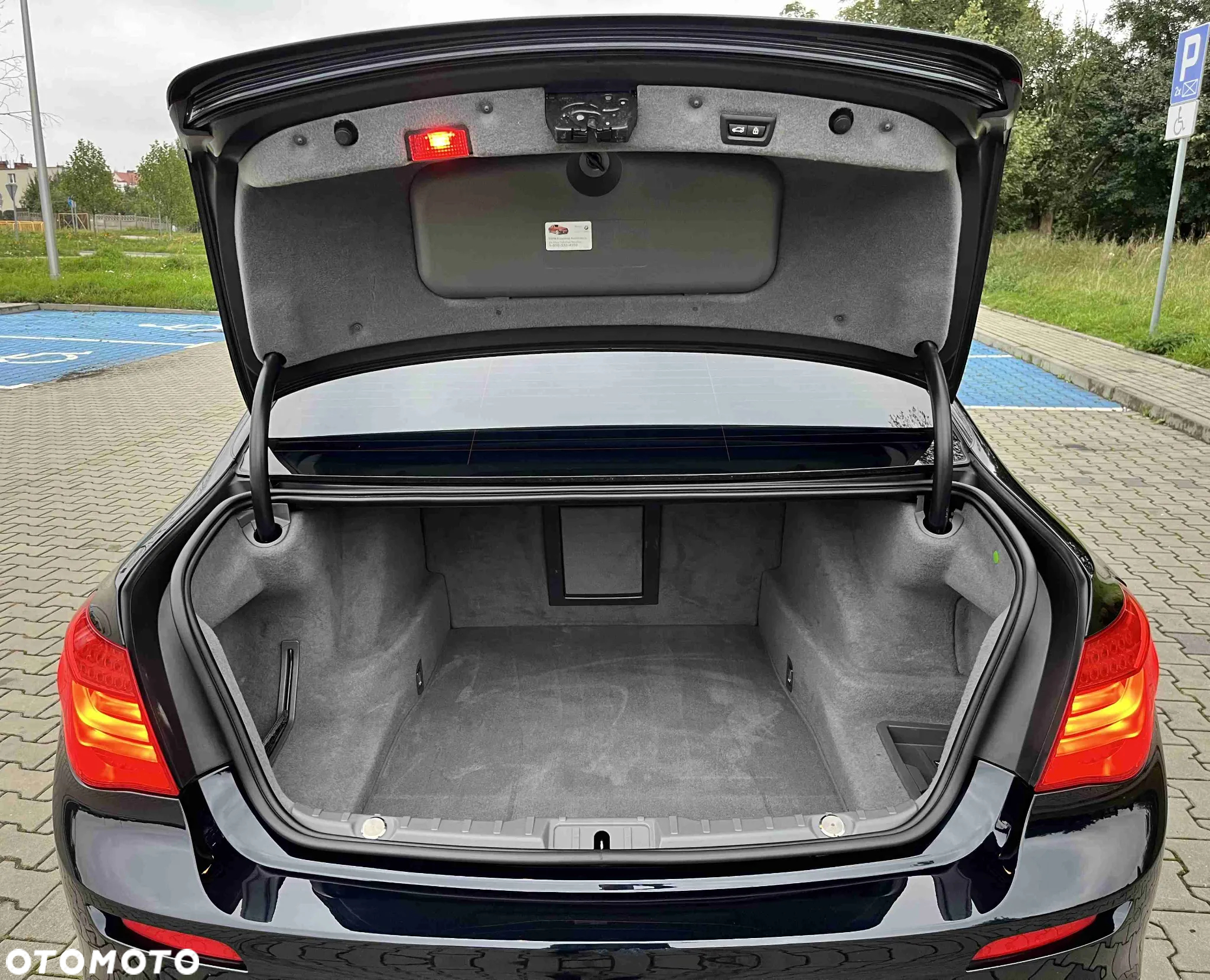 BMW Seria 7 760Li - 8