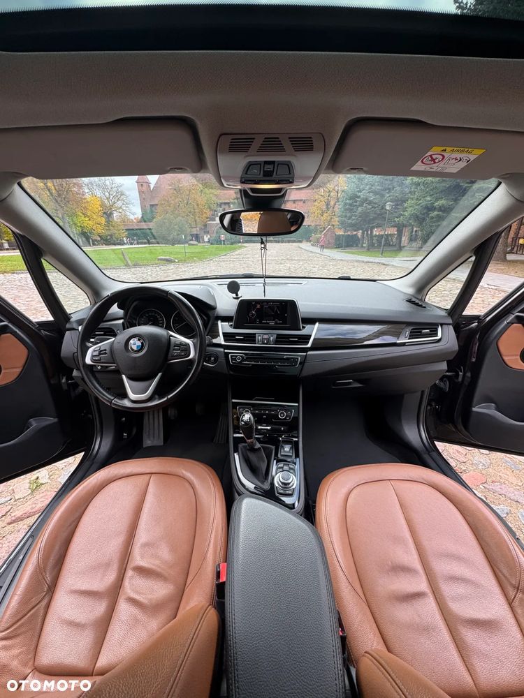 BMW Seria 2 216d Active Tourer Luxury Line - 11