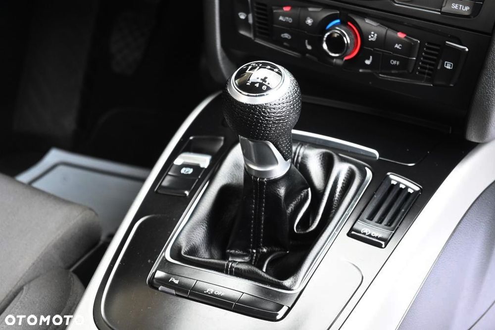 Audi A4 Limousine - 36