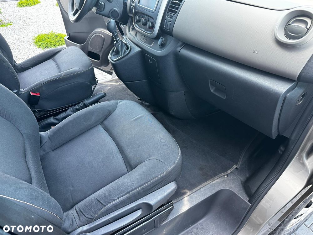 Renault Trafic Grand Passenger 2,9t Business - 28