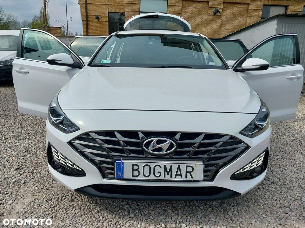 Hyundai i30 1.5 DPI Comfort - 12