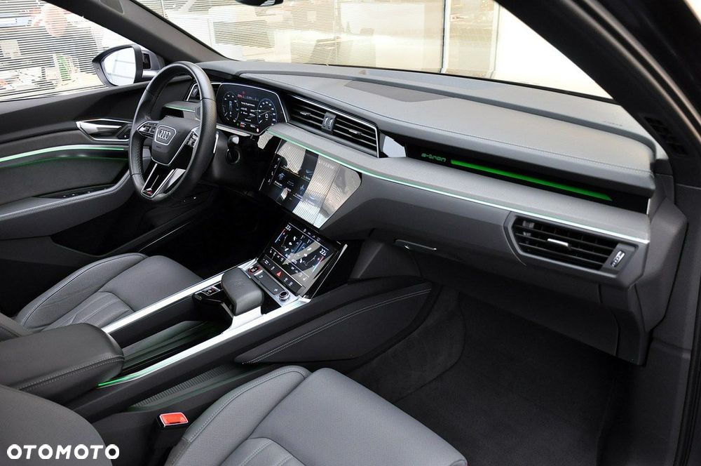 Audi e-tron Sportback - 27