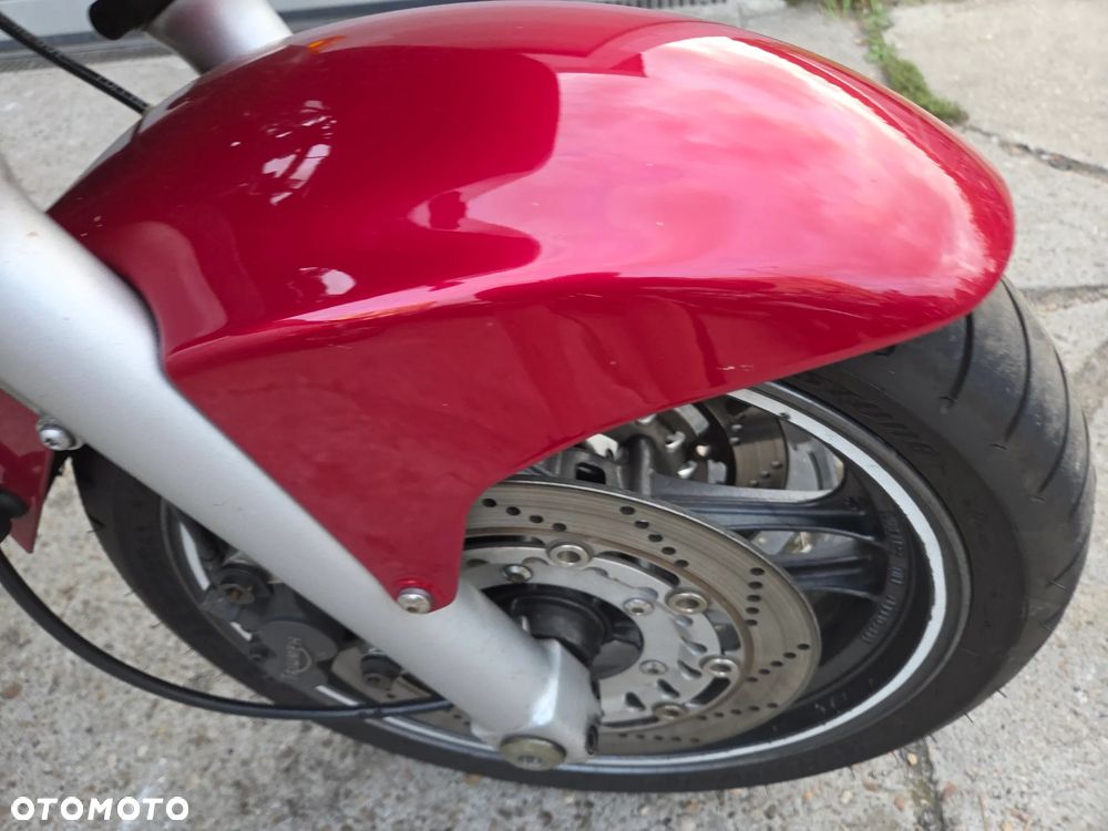 Triumph Sprint - 13