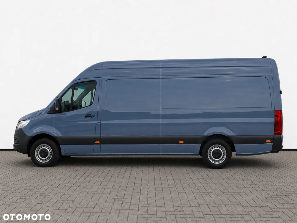 Mercedes-Benz Sprinter - 4