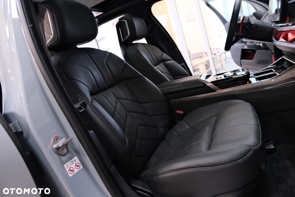 BMW Seria 7 M760e PHEV xDrive Individual Edition sport - 35