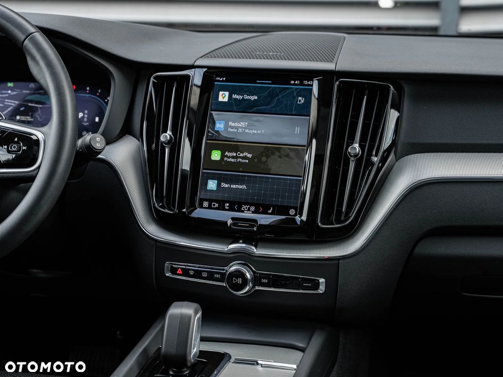 Volvo XC 60 B4 B Plus Dark - 34