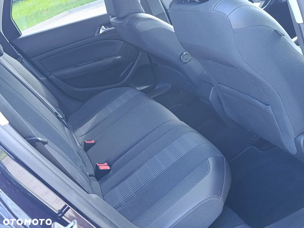 Peugeot 308 - 17
