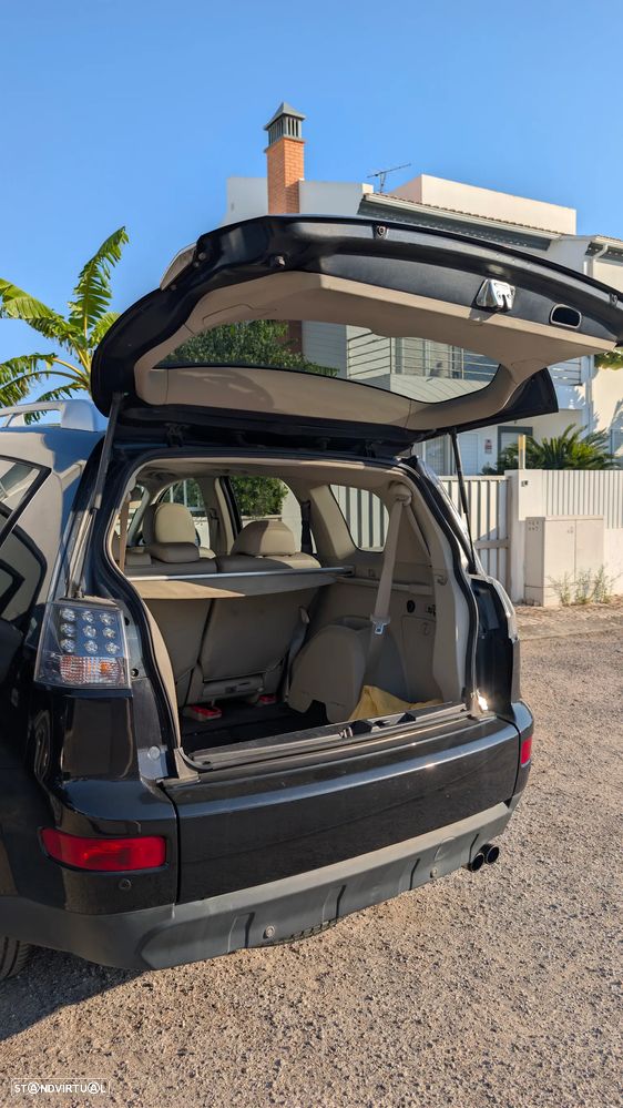 Mitsubishi Outlander 2.0 DI-D Instyle 4WD - 3
