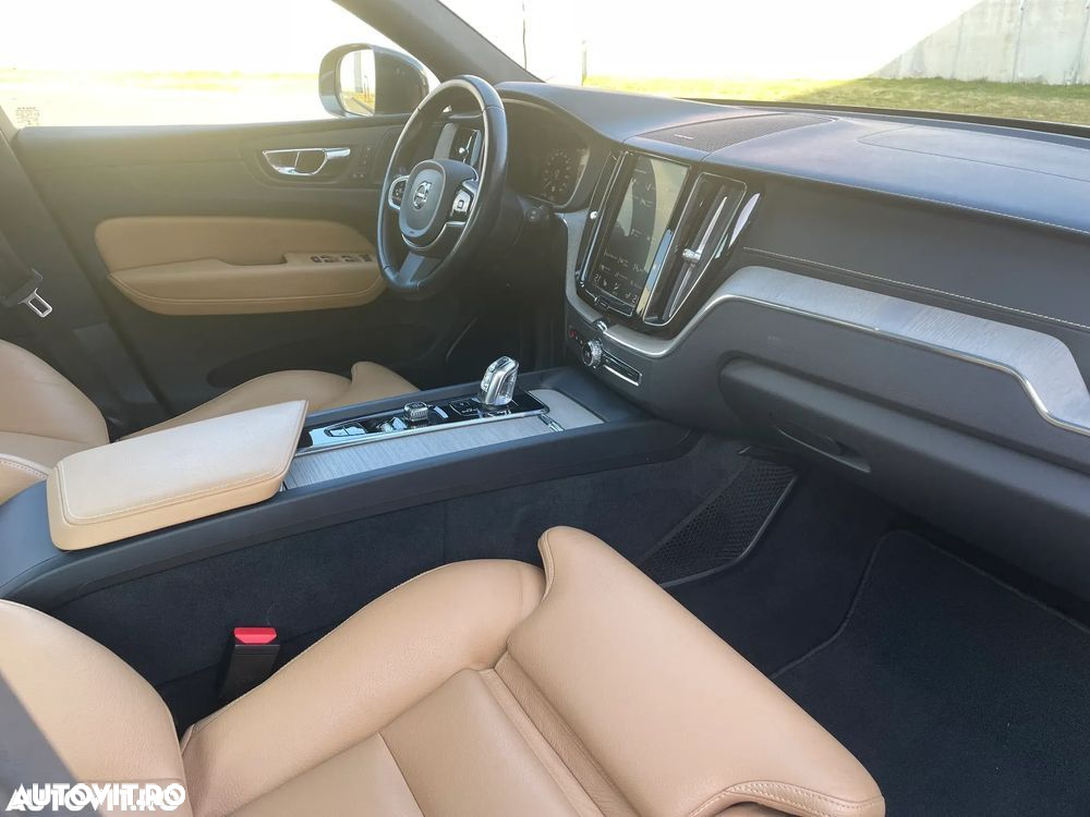 Volvo XC 60 T8 AWD Recharge Geartronic Inscription - 16