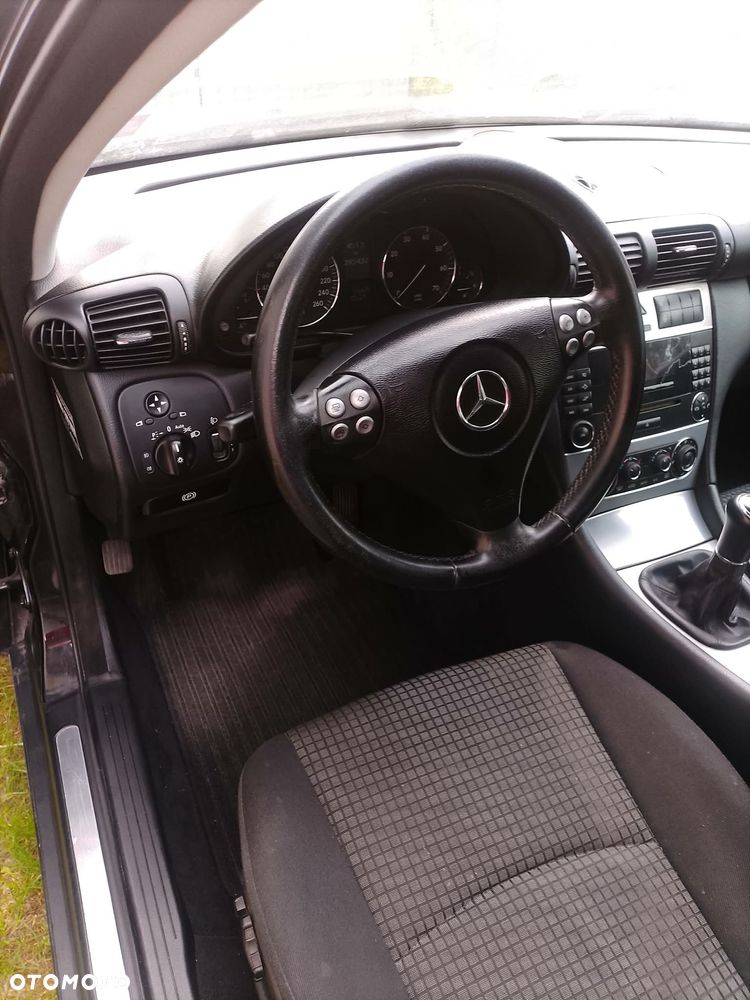 Mercedes-Benz Klasa C 200 Kompressor - 6